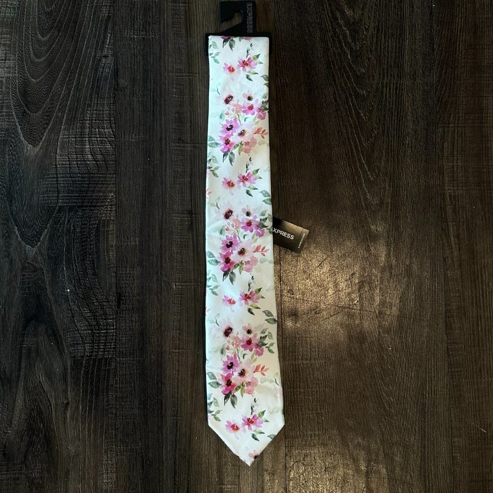NEW EXPRESS Floral Tie